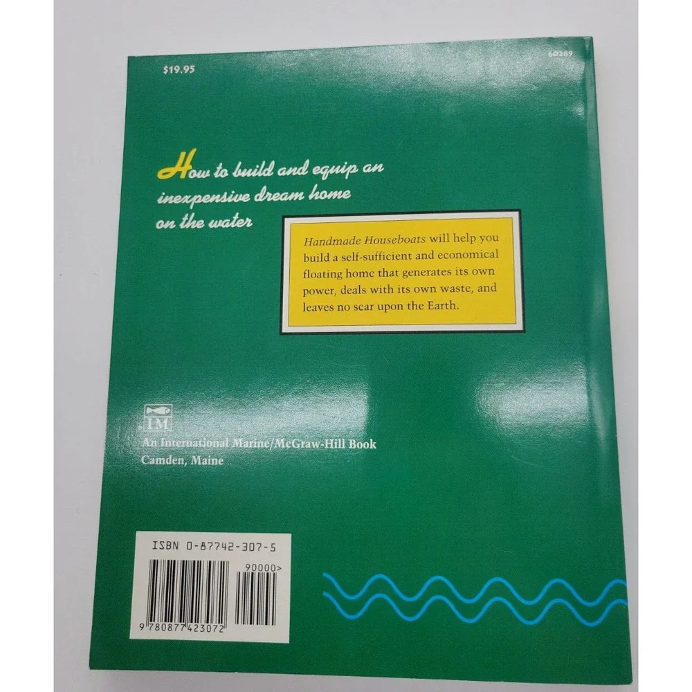 Handmade‎ Houseboats: Independent Living Afloat - Paperback - GOOD